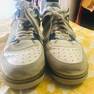 Men Jordan used tennis shoes